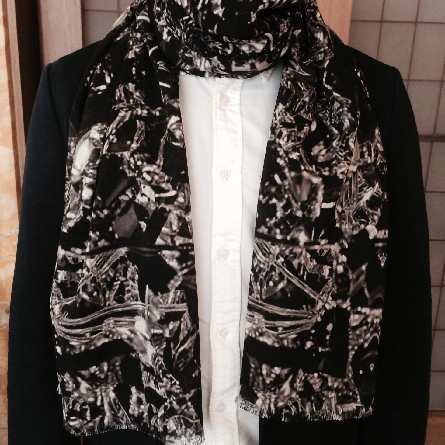 Purveyors of fine quality scarves in contemporary designs.