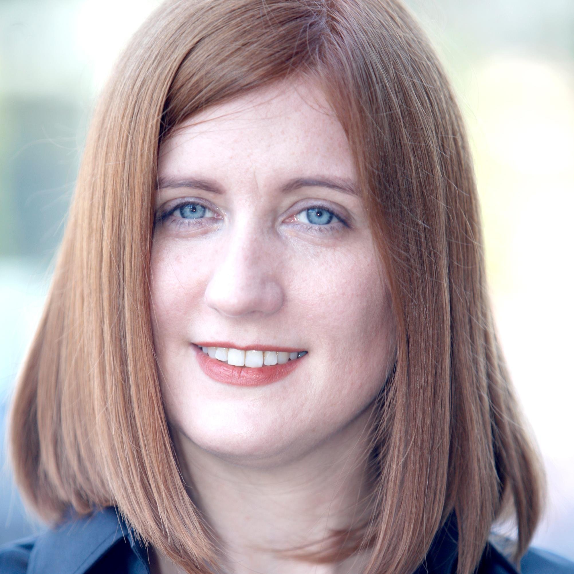 weissju's profile picture. Ich bin eine technisch interessierte, studierte Historikerin auf den Spuren von Social Media und: Ich liebe den Umgang mit Sprache.