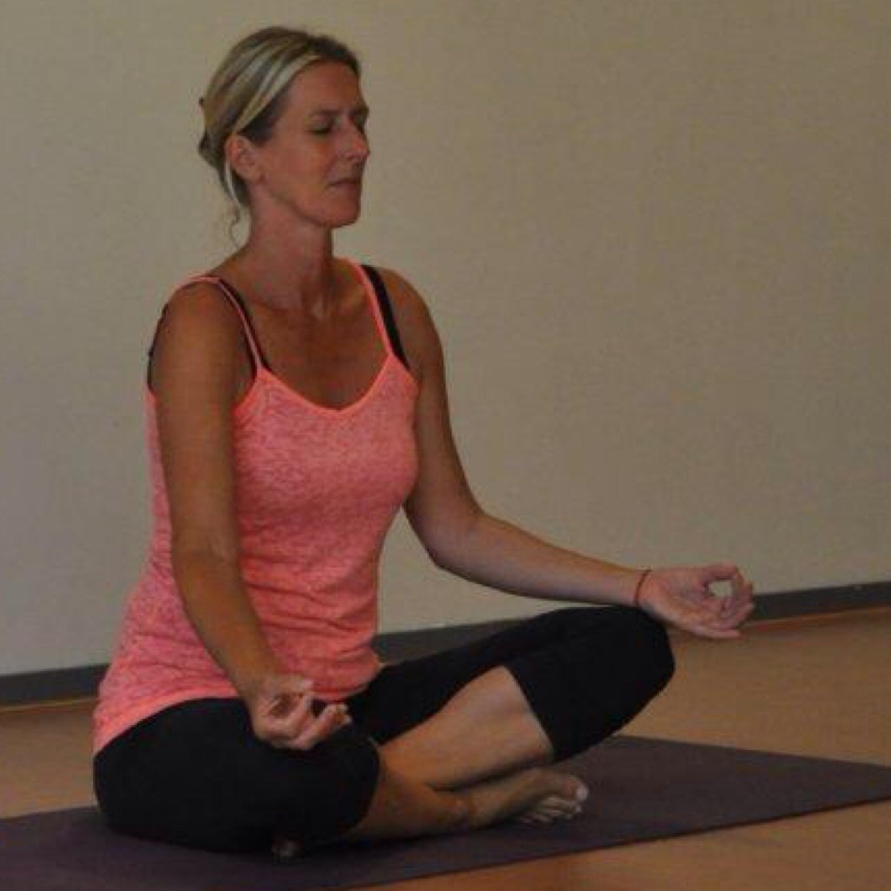 Energyflow_Yoga's profile picture. Yoga is my lifestyle, a path to the heart. Practice with me at Yoga studio Energyflow. I co-created Gflow yoga (Book follows)❤@Frank_Louis