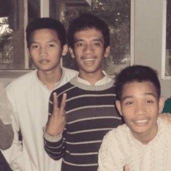 AH LU! • My Family is My Life