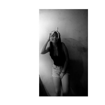 ARR16. 11 de Octubre , 15 años , predestinada a crear sonrisas , barbie morena de ojos verde agua , extrovertida , sencilla y mas.