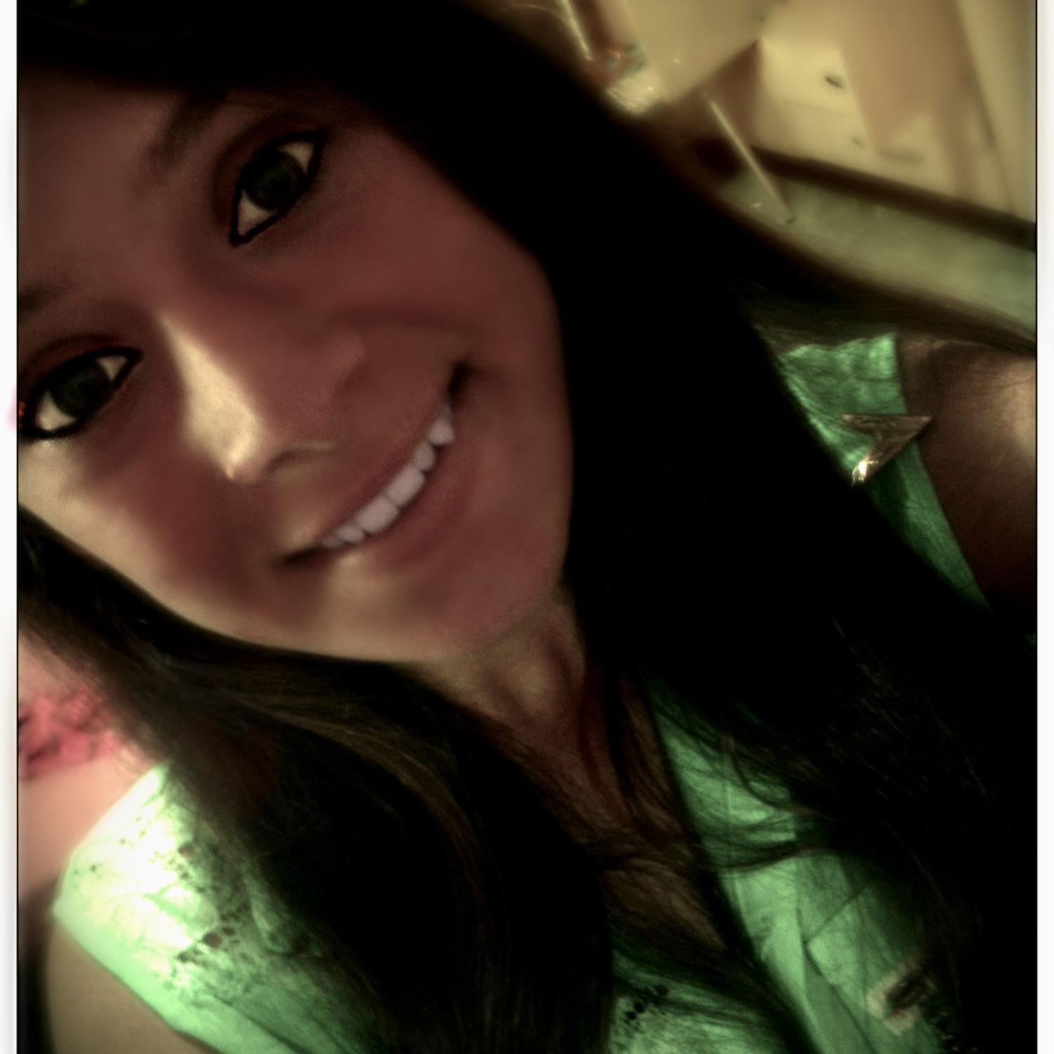 _damiriberwaldt's profile picture. εïз  αραιχσηα∂α ρєℓσ мєu ρяιη¢ιρє ♥ @RovenirD ♥