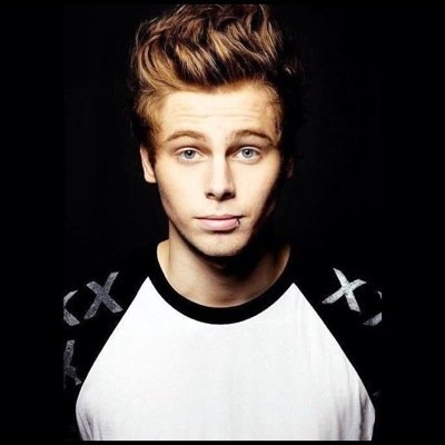 Belieber since 2009❤️ justin is my world❤️ Luke Hemmings is my boyfriend ok ❤️ Arsenal ⚽️