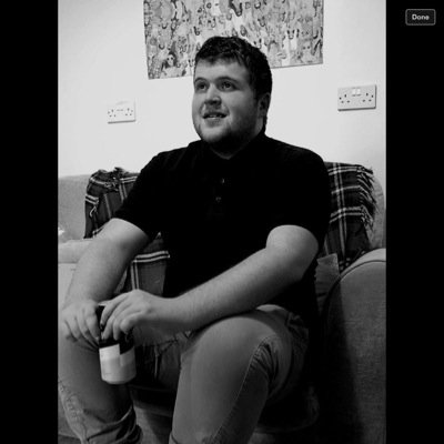 a_halliwell's profile picture. 