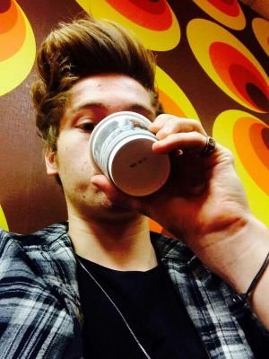 #vote5sos