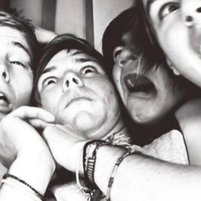 since i've given you a free follow please rt the link below? it would mean so so much, love you