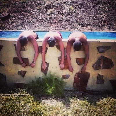 Graduado en RRLL en la ULL, natural de la Alameda. No confío en las personas q son felices los lunes. Soy gilipollas y nadie lo sabe.