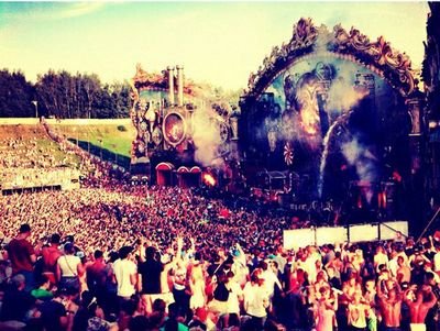 faith .... makes it possible to live - socrates #tomorrowlan #filosofia #arianagrande #skrillex #electronica #steveaoki #martingarrix #imaginedragons #greenday