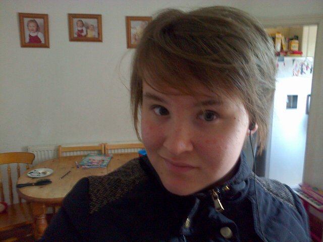 Likes to go on audiotool, writes and has a passion for performing arts. And I daydream. A lot.