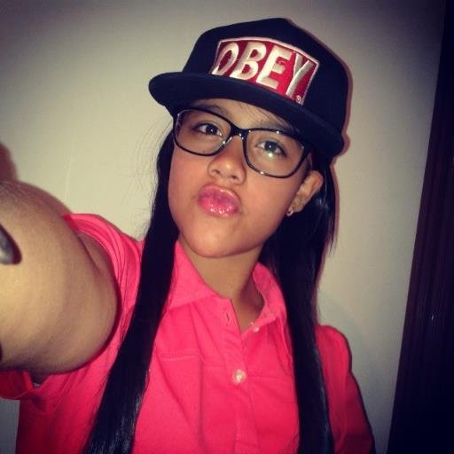 una_sonrisa123's profile picture. la cerveza y el tequila y tu boca con la miia