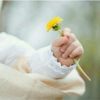 بين الحلم والأمنيه لا يحدث إلا ماكتبه الله لنا