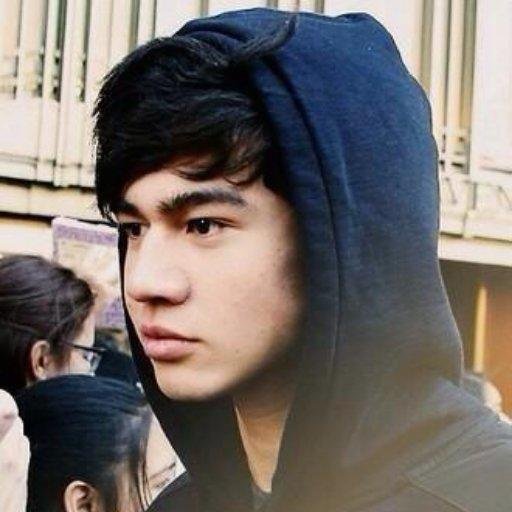 dont give up! follow @5sosfollowalarm if you wanna for dms