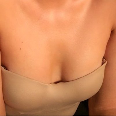 ممحونه حدودي كك وتويتر فقط 
Kik:s_6_s_6