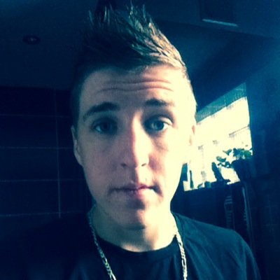 iDreamNeo's profile picture. 