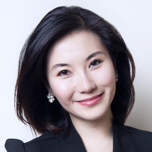 Entrepreneur (OX3 TV & HowBottle) Former Financial TV Reporter (Reuters TV), Documentary Director (Hello future; Next: Blockchain),), Mom & Dreamer
