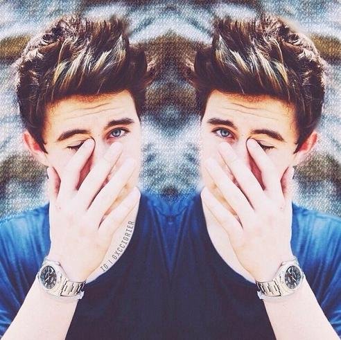 Hi! Could you please rt this tweet https://t.co/8D2X4kop6p and tag @camerondallas? Thanks