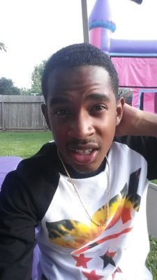 18
C/o 14 
Sagittarius
Follow me to see wassup