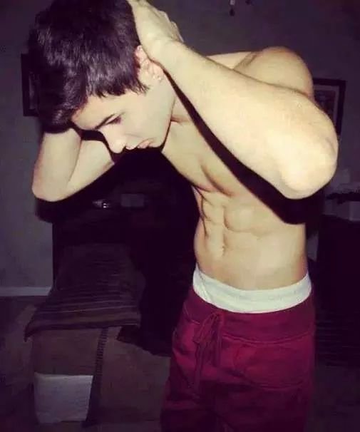 No se Hace, se Nace (? (soy gay)