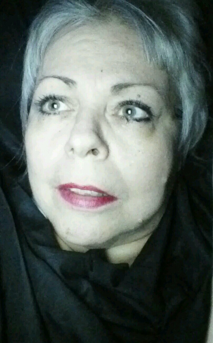 LindaBoster2's profile picture. Oldest Tom Hiddleston admirer in the world