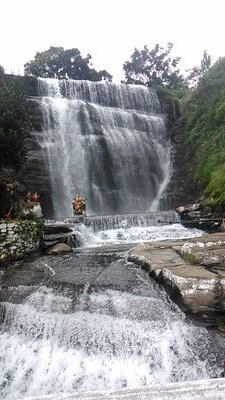 Discover beautiful Sri Lanka with Dissa Tours. 
contact: +94776514738 , Email: sldissa@gmail.com