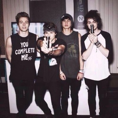 Please follow @seriousclifford Your fav loves you and so do I :)