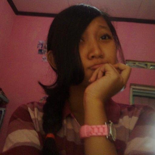 aq tuh cewek smart , always happy , strong , kalem , enjoy , N pasti nya setya