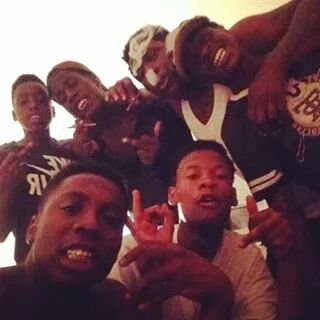 NuNu Da Shark Bitchh WILD 100s TRAP GODD Follow me @Xoxoxo_pookie.