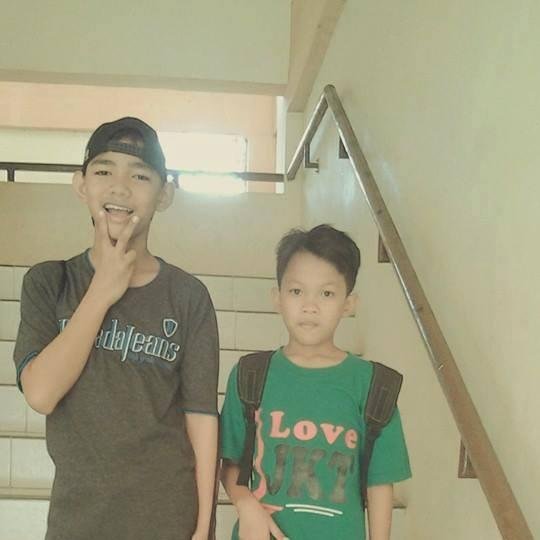 DelapanBelas{}