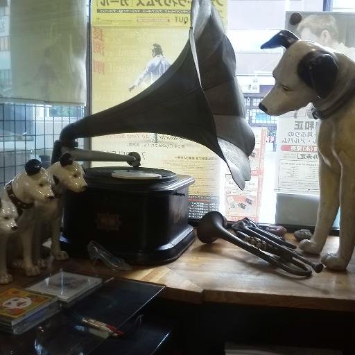 musiccafe8's profile picture. 都営地下鉄の大江戸線・新宿線　森下駅徒歩１分にある　ＣＤショップ　2024年１２月1日 をもって、閉店 致しました　　03-3631-4338