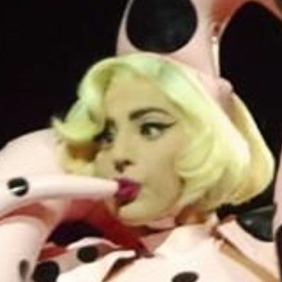 ElectricGaga12's profile picture. Lol no