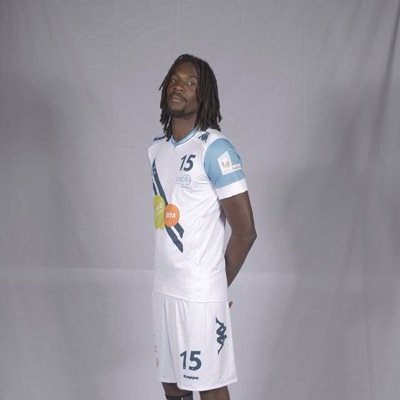 Joueur professionnel de handball au US Créteil Handball Né le 06-01-1991 - 2.00 m - 89 kg - Arrière +33 6 13 59 89 95gauche - Français