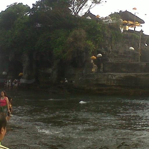 memeki98's profile picture. 