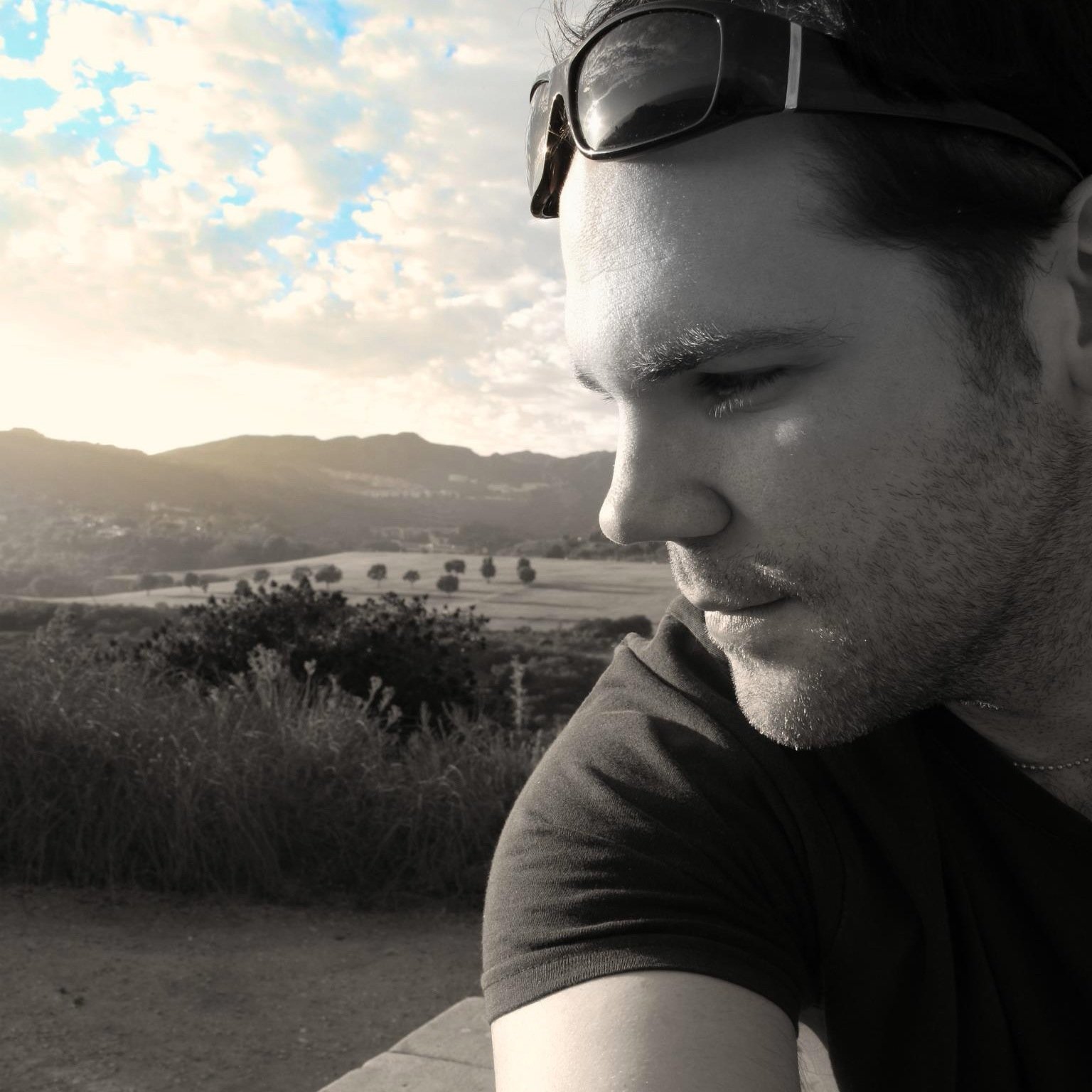 Composer | Producer | Keyboardist Sound Designer @Soundsfamous_ -
Artist @dsiSequential, @HammondUSA & @CasioMusicGear