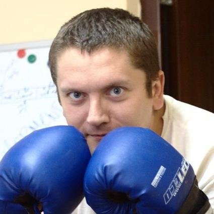 Примерно 1/8000000000 часть человечества.