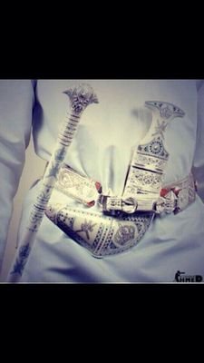 إذا اشْتدَّتْ رياحُ اليأْس فِينا سَيعْقُبُ ضيق شِدّتِها الرّخاءُ