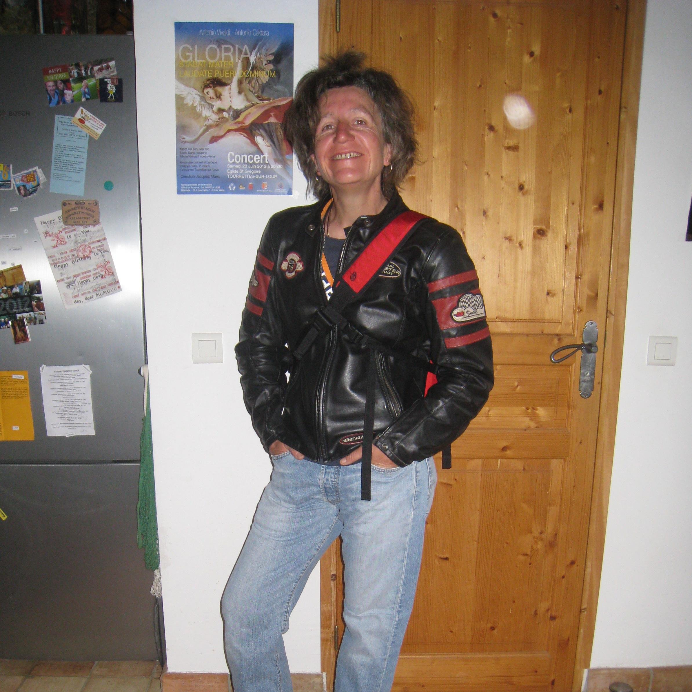 IBM France Rational Pre-Sales Consultant . Virtualization . GreenHat Rational Integration Tester. SOA. My tweets are my own.