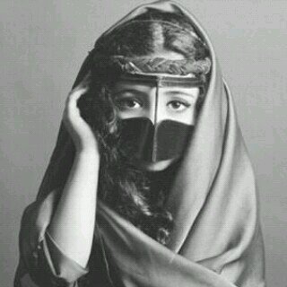 ‏سبحان الله وبحمده ، عدد
    خلقه ، ورضا نفسه ، وزنة
    عرشه ، ومداد كلماته .