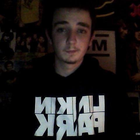 MungosHiFive's profile picture. @Garbage follow me.