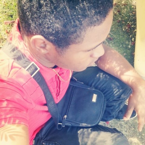 - Stop mwen yO pé pa ! Free la Douane TrvpVulmniGvng TrippyTeam . Vivre jour pour jour sans perdre de temps tel es ma devise ☆