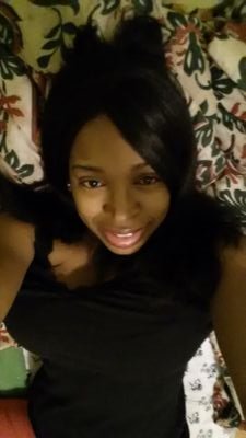 sashatainted's profile picture. love