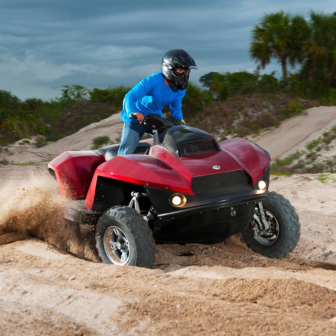 Power, performance and boundless freedom. The Quadski is the world’s first high speed sports amphibian that erases the boundaries between and and water.