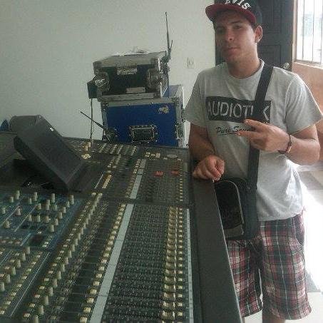 Jason_Presilla's profile picture. Gracias a Dios x cada día mas y mejorando las cosas gracias todo se lo debo a dll (DIOS)