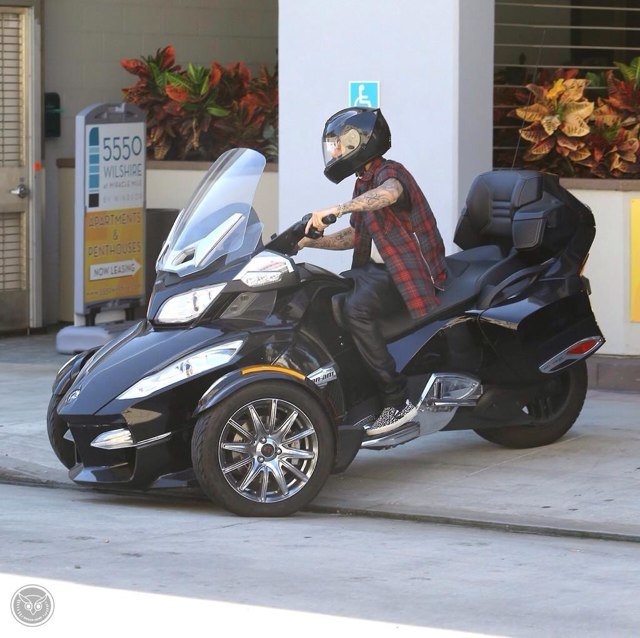 Cody follows 18|03|2014 Alli follows 30|04|2014 Kingbach follows 01|07|2014. ♛ busy with working nowadays