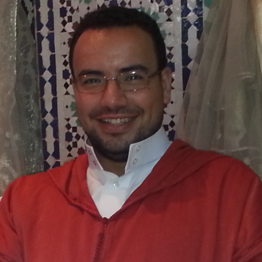 مع الحق و نصرة المظلوم
من قوم لا يسألون أخاهم حين يندُبهم=في النائبات على ما قال برهانا