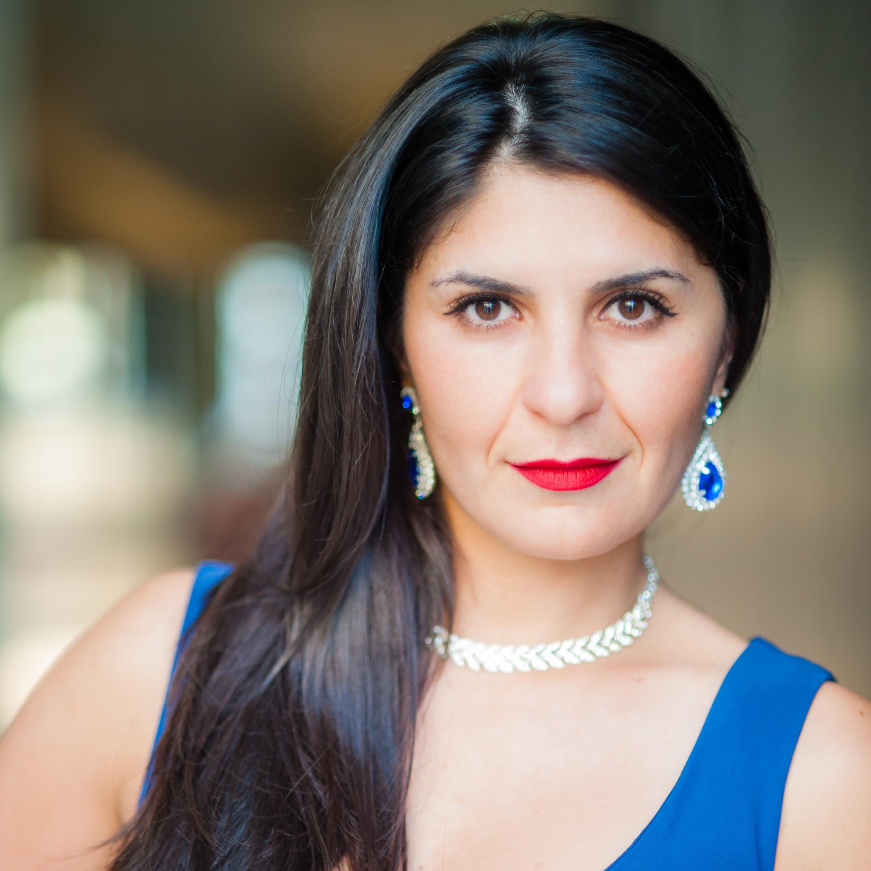 Arminè kassabian, mezzo-soprano, avec une vraie présence scénique et vocale.
Christopher Huss, Le Devoir.