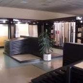 intercambio de  materiales que sean libres en el mercado de compra y venta. el comercio y su inteligencia