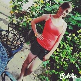 Hi i'm Directioner, Coder, Mahomie, family 5SOS, amo a Nash Grier, Mat Espinosa, Christian Collins, Hayes Grier, Cameron Dallas, Logan Lerman, Mario Casas3*-*