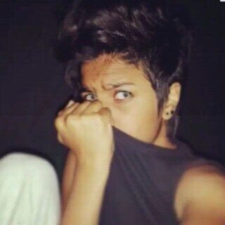 ‏احب الهلال اكثر منك.