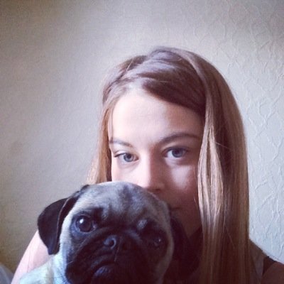 Hey am 23 from sunny Scotland , love my gizmo the pug loads and i like doing sewing and shabby chic furniture