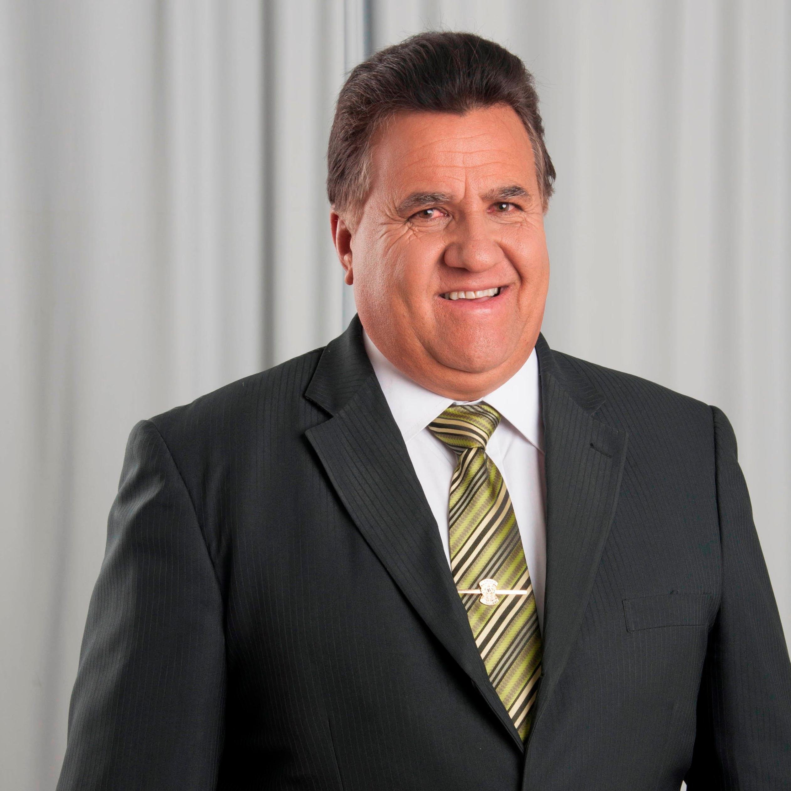 Vereador pelo PMDB em Sete Lagoas-MG (4ª Legislatura)
Creio no Senhor Jesus e acredito no trabalho com seriedade. Candidato a Deputado Estadual = vote 15777